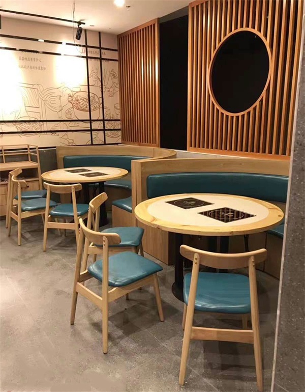 中式火鍋店實(shí)木桌椅